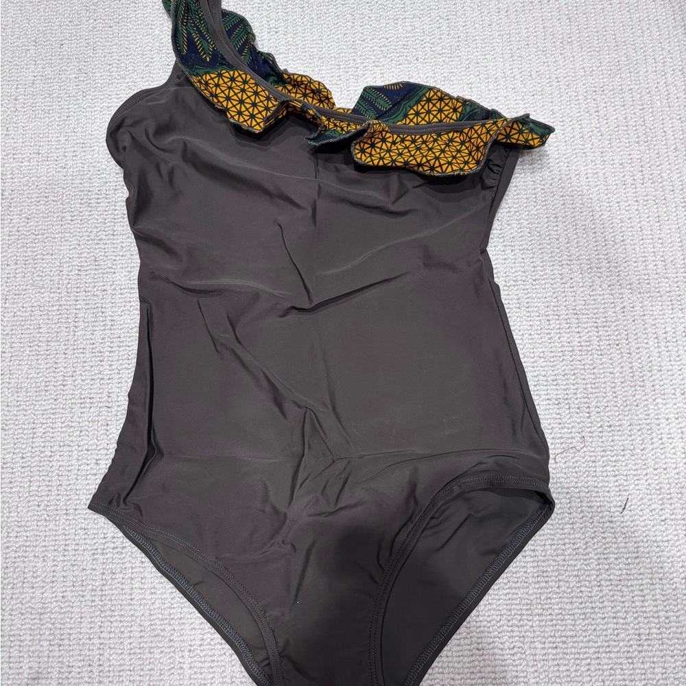 Small brand One-Piece one shoulder Swimsuit with Patterned cotton Trim